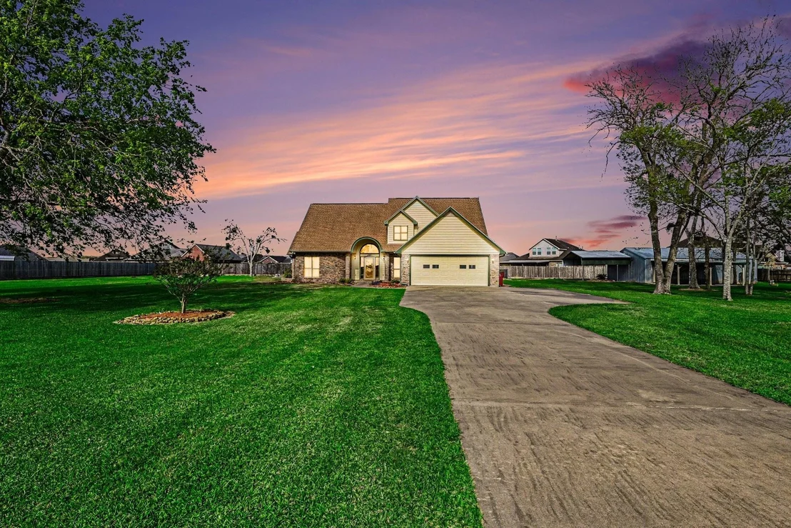 Photo of 3913 County Road 106