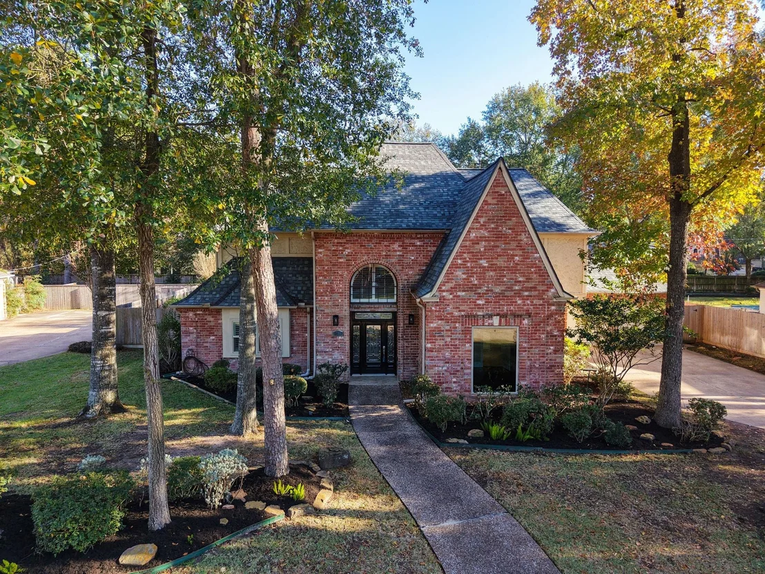 Photo of 9311 Windrush Drive