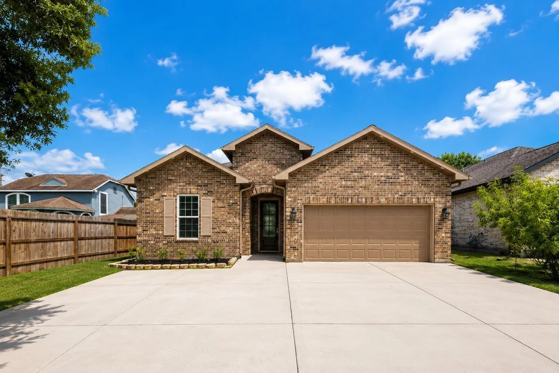 Photo of 8938 Intervale Street