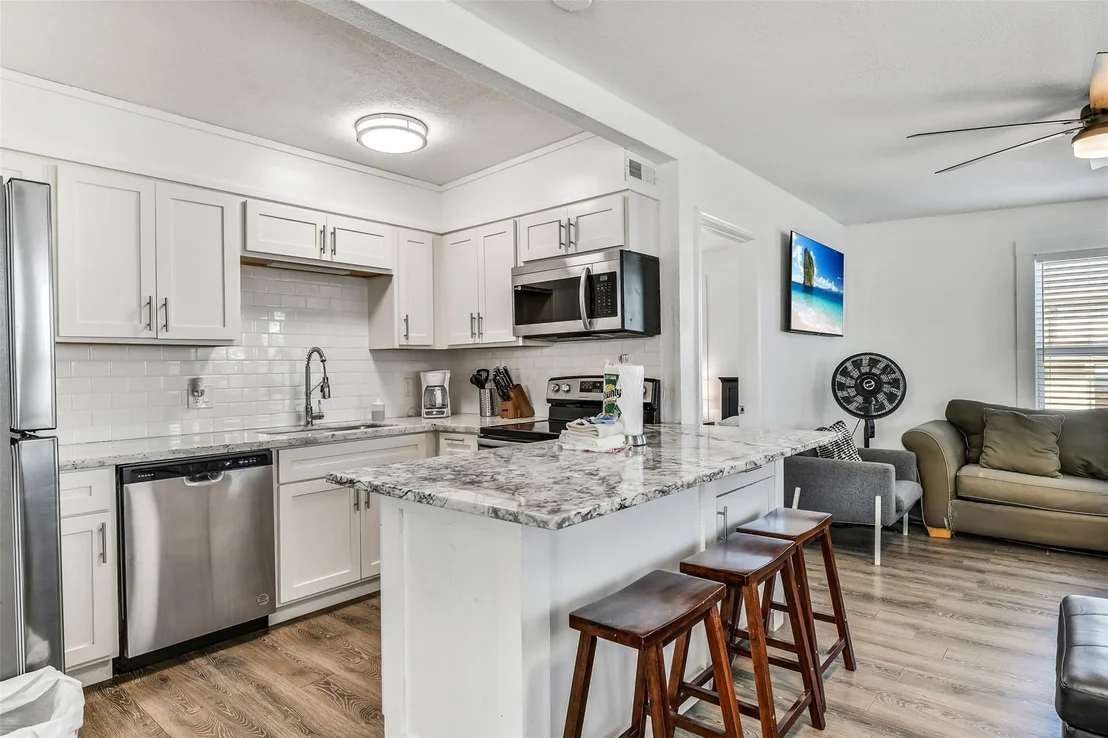 Photo of 4202 Mason Drive