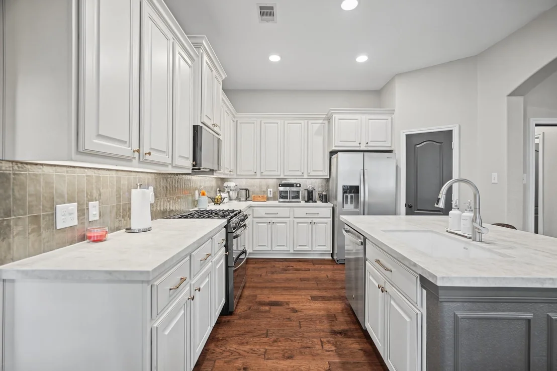 Photo of 54 W Wolf Cabin Circle