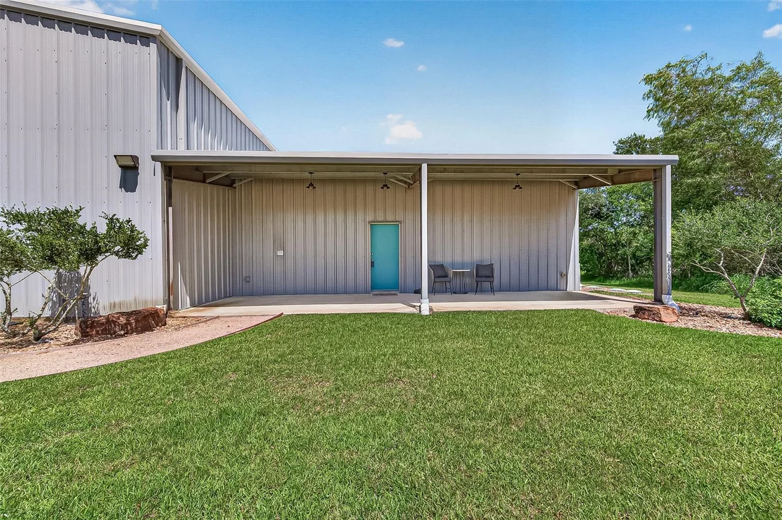 Photo of 22610 Cessna Road