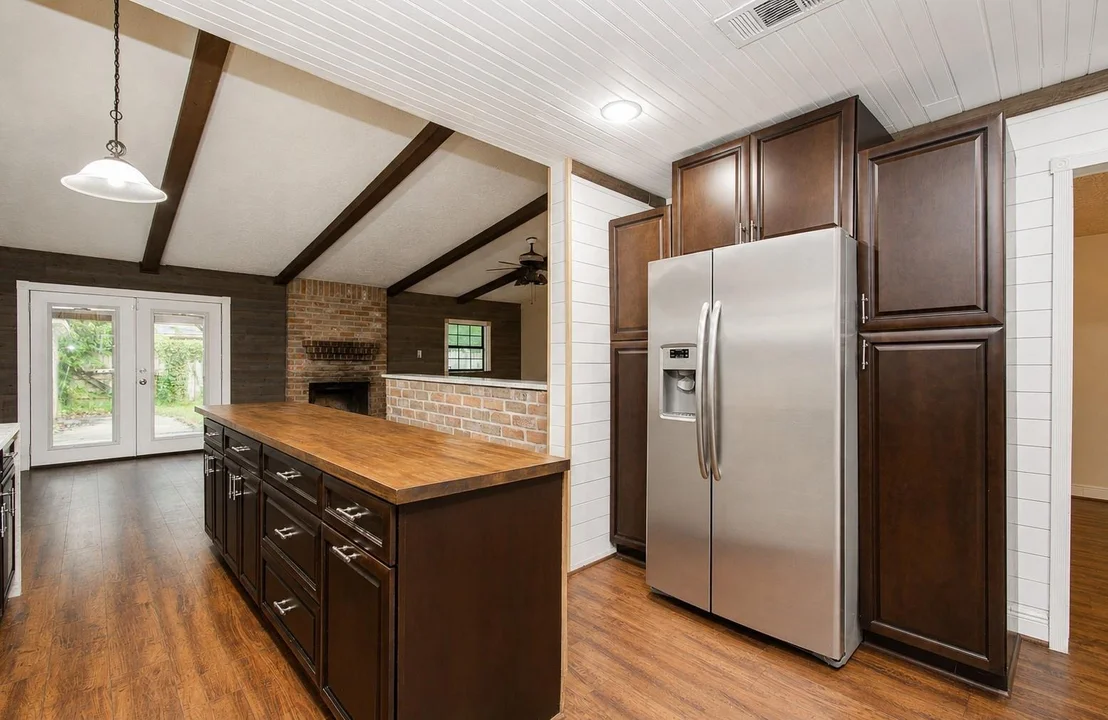 Photo of 3731 Nutwood Lane