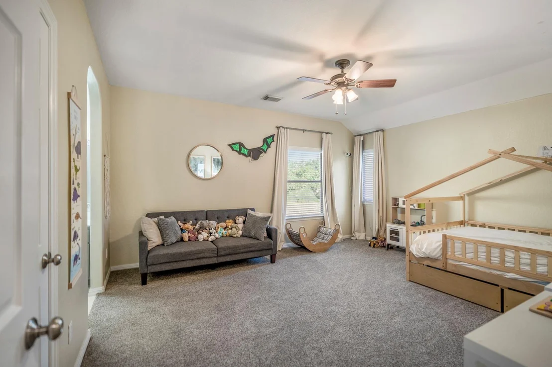 Photo of 1607 Noble Pointe Drive