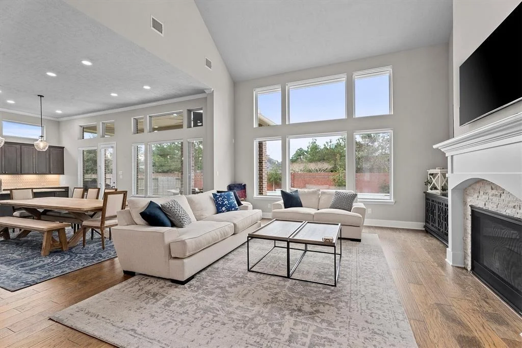 Photo of 27626 Long Cliff Lane