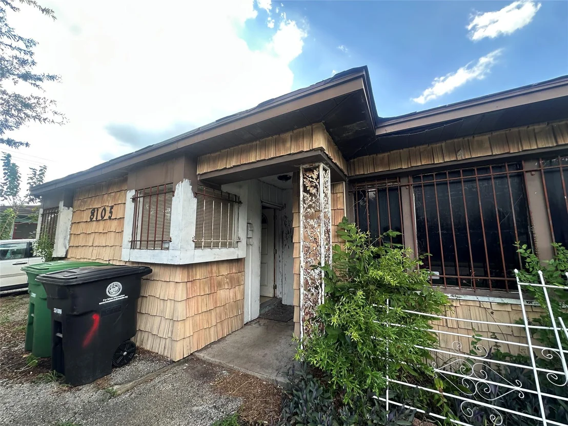 Photo of 8105 Howard Drive