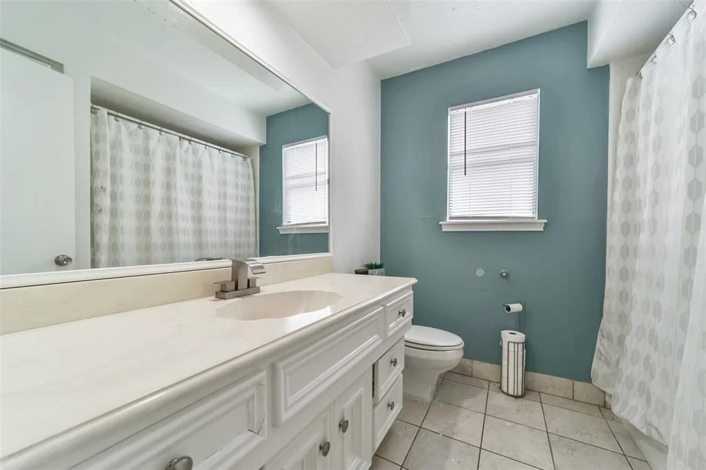 Photo of 11814 Gardenglen Drive