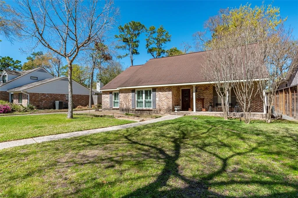 Photo of 10122 Shady River Drive