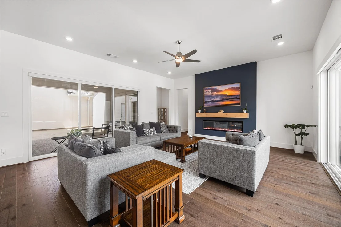 Photo of 4114 Pleasant Ridge Drive