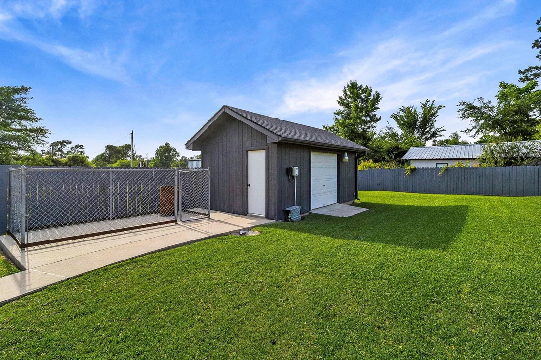 Photo of 188 Huckleberry Road