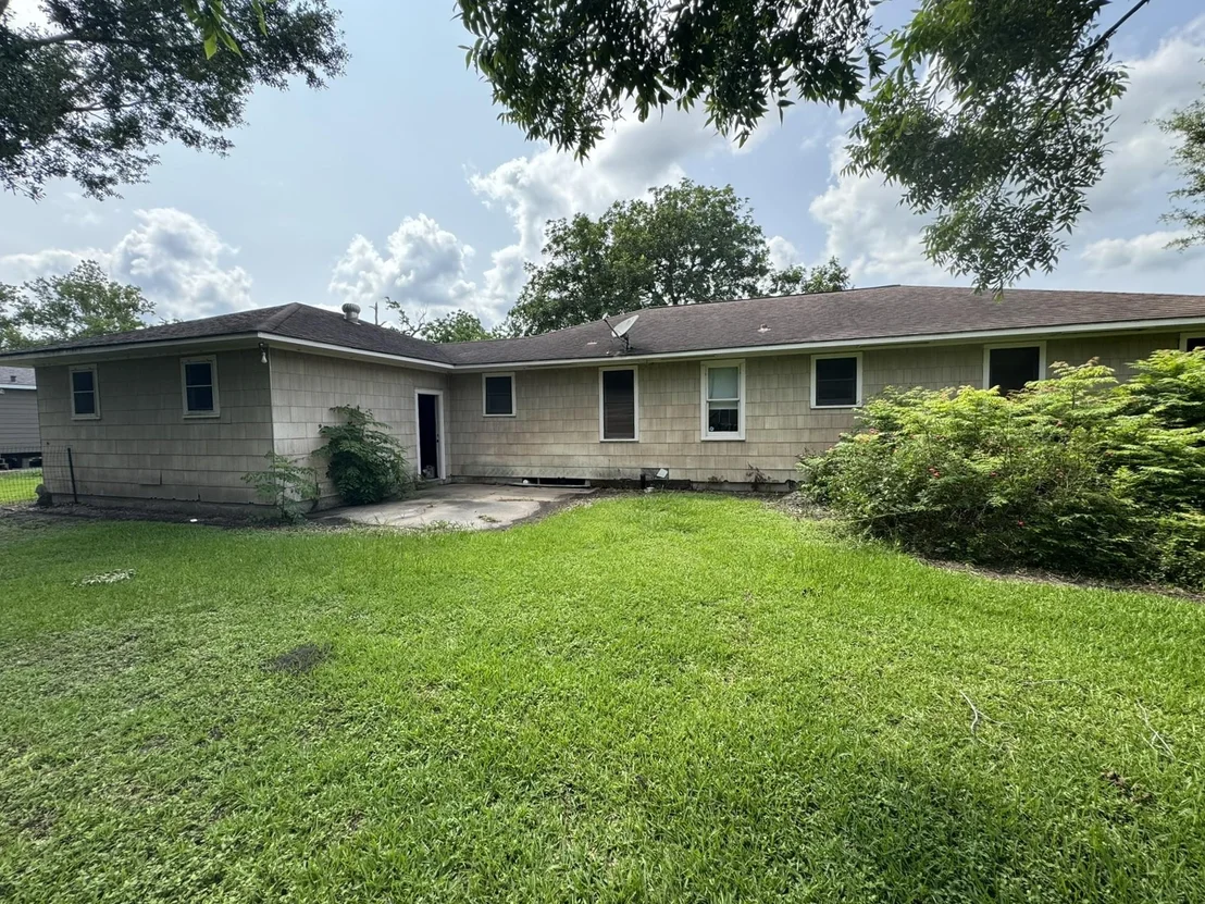 Photo of 605 5th Street