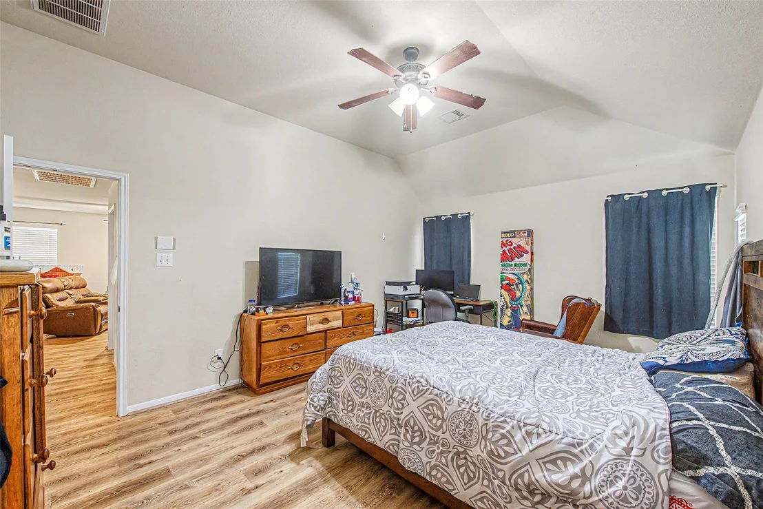 Photo of 5006 Forest Hurst Glen