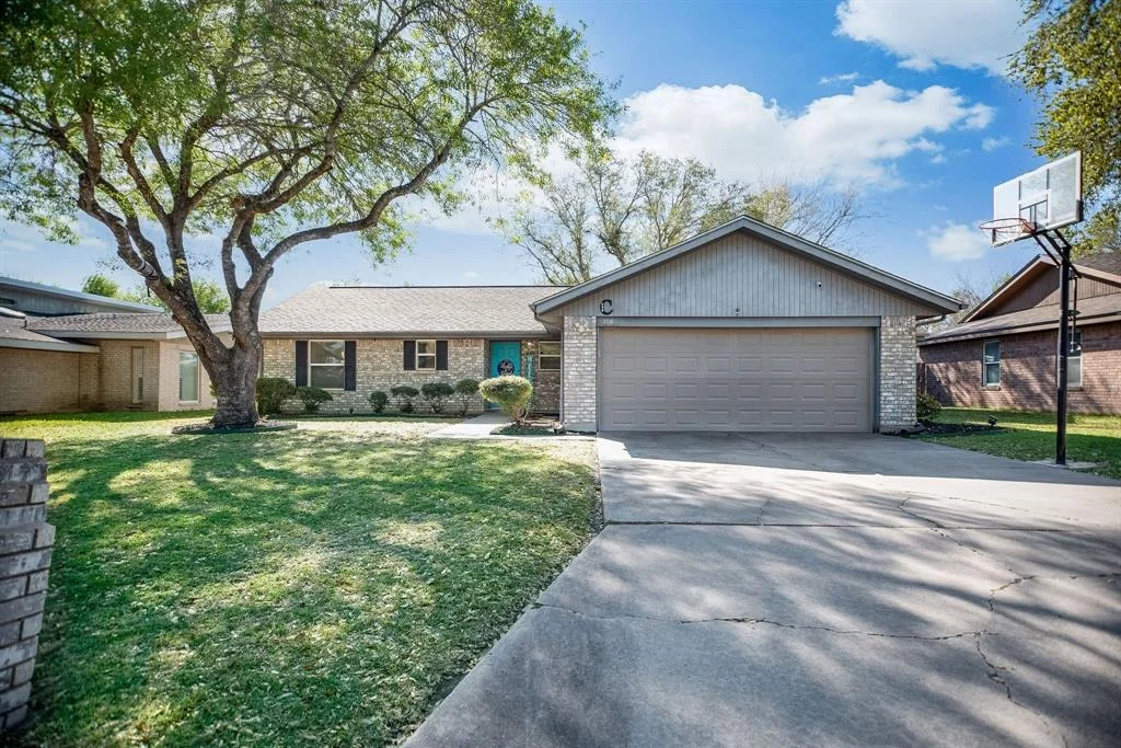 Photo of 116 Del Mar Dr Drive