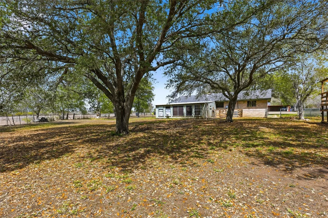 Photo of 2802 Comanche Street