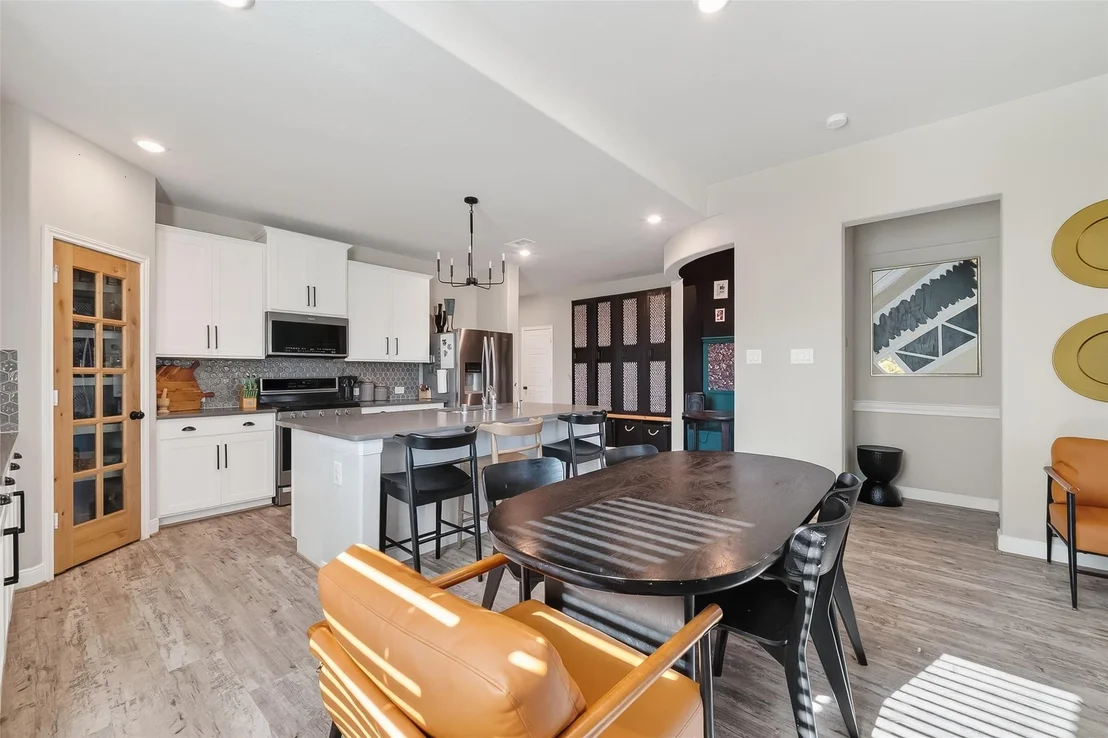 Photo of 4402 Low Meadow Lane