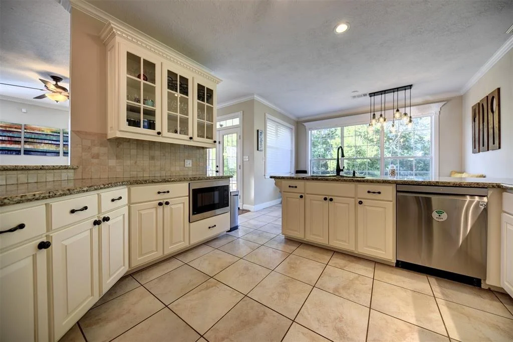 Photo of 3101 Creekside Drive