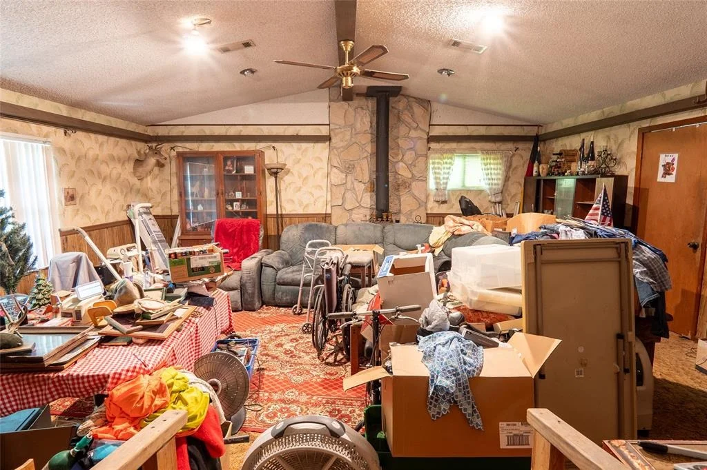Photo of 21981 White Oak Drive