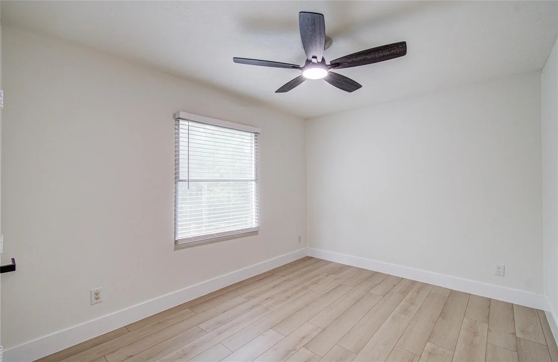 Photo of 4537 Grand Oaks Drive
