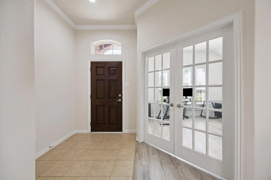 Photo of 2542 Pines Pointe Drive
