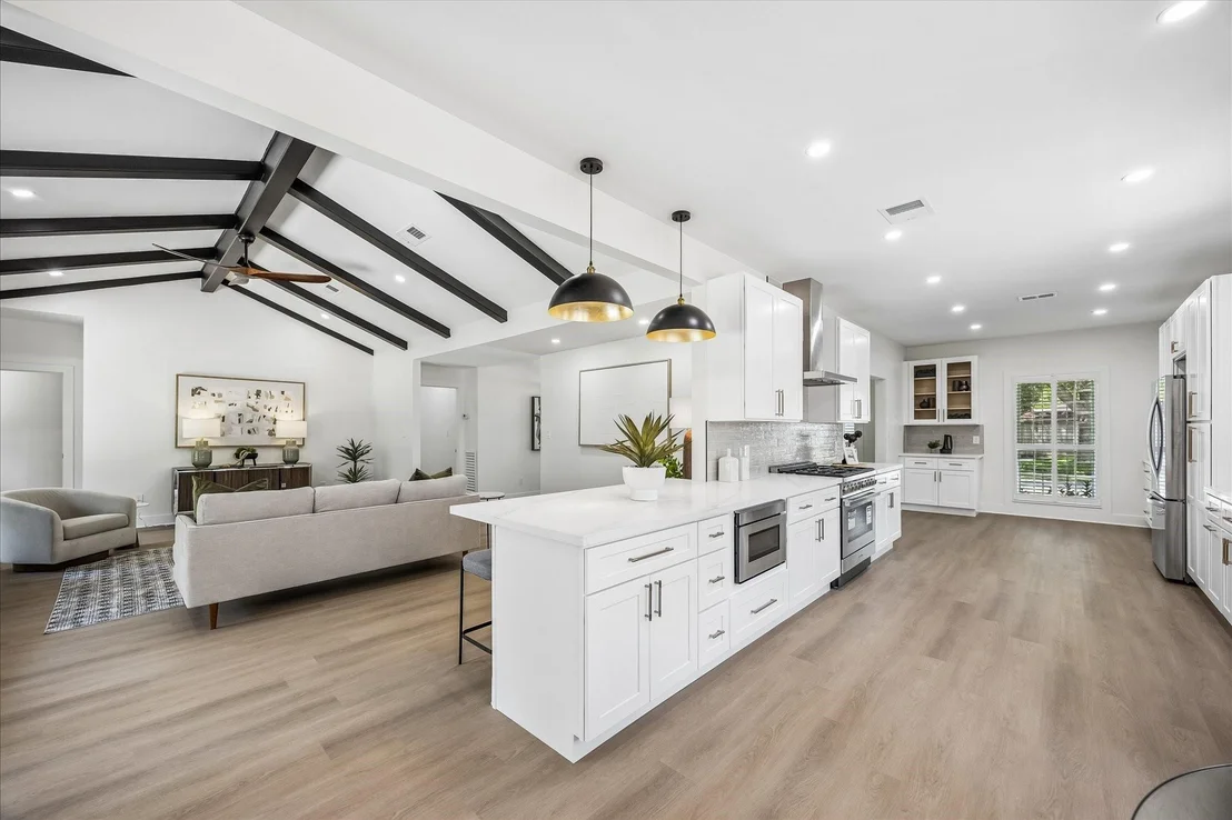 Photo of 607 Blue Willow Drive