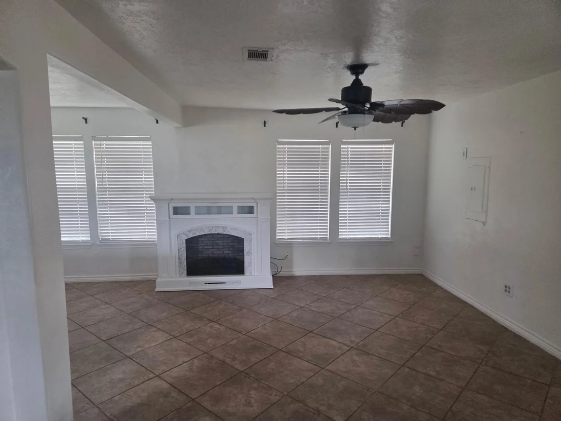 Photo of 503 Pine Lane