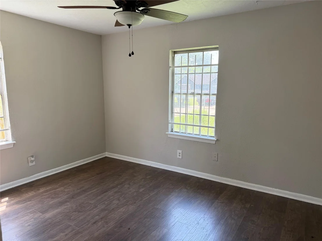 Photo of 5535 Elmlawn Drive