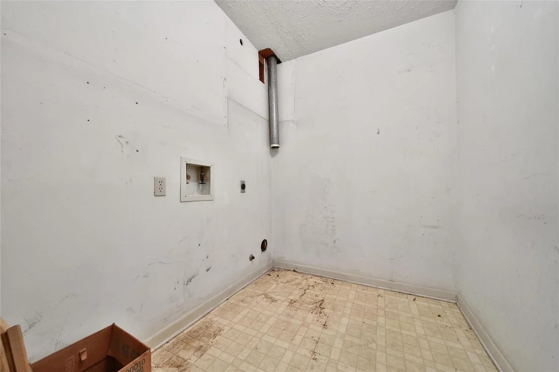 Photo of 23002 Grand Rapids Lane