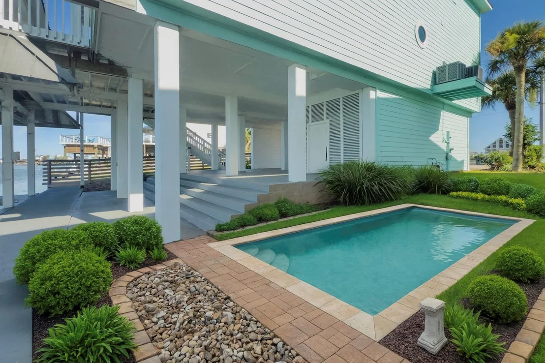 Photo of 1322 Outrigger