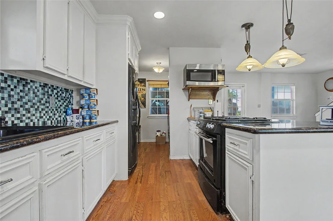 Photo of 4201 Lawrence Road