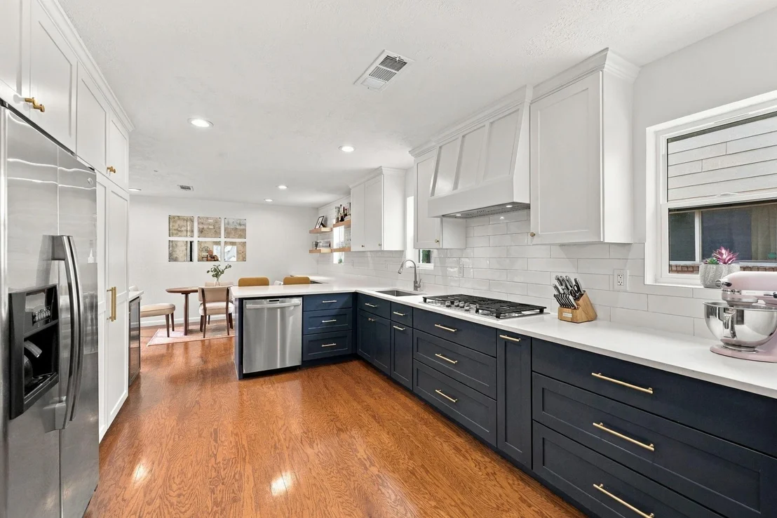 Photo of 11307 Valley Spring Drive
