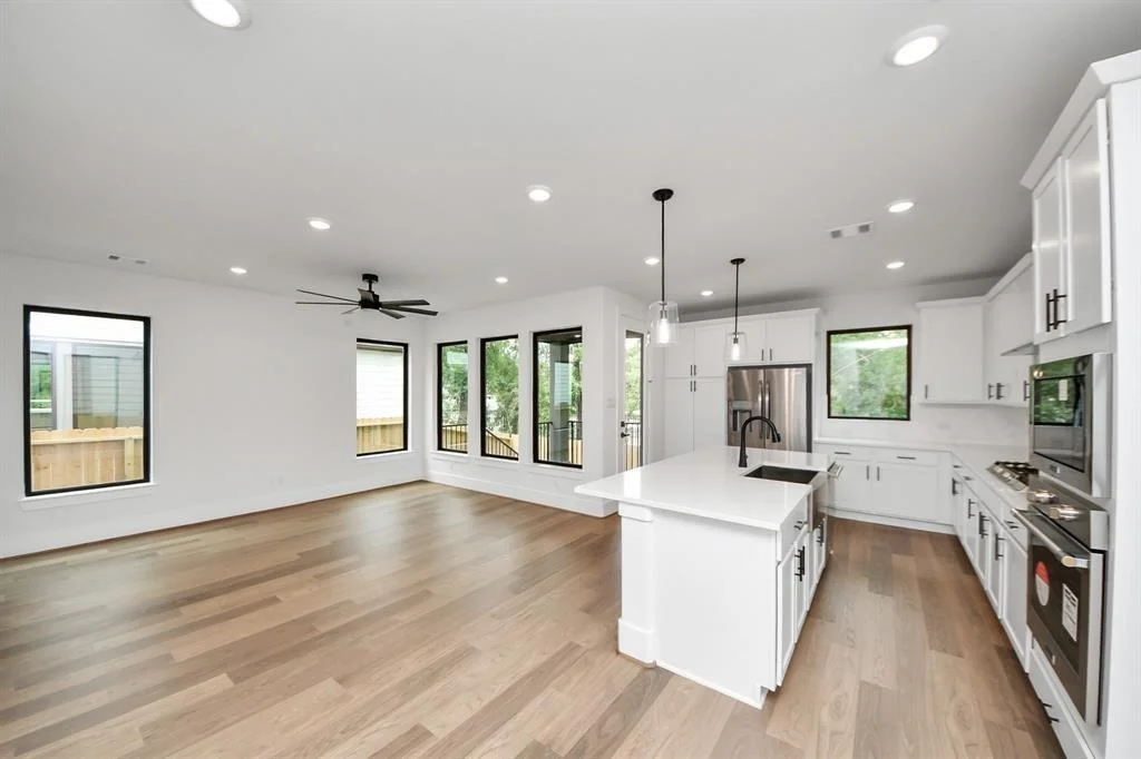 Photo of 405 Forest Reserve Place