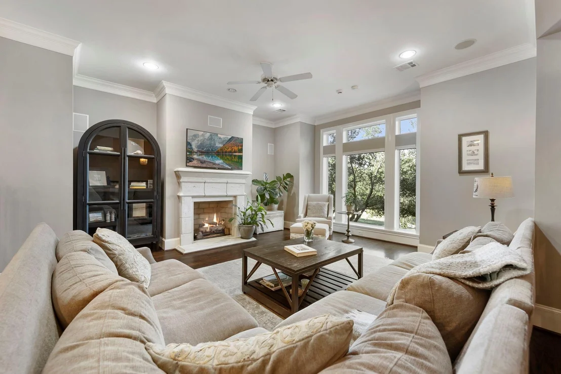 Photo of 75 Colonial Row Drive