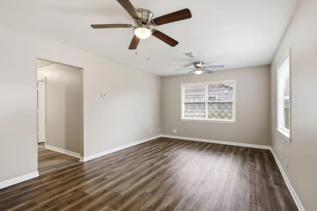 Photo of 9242 Forest View Street