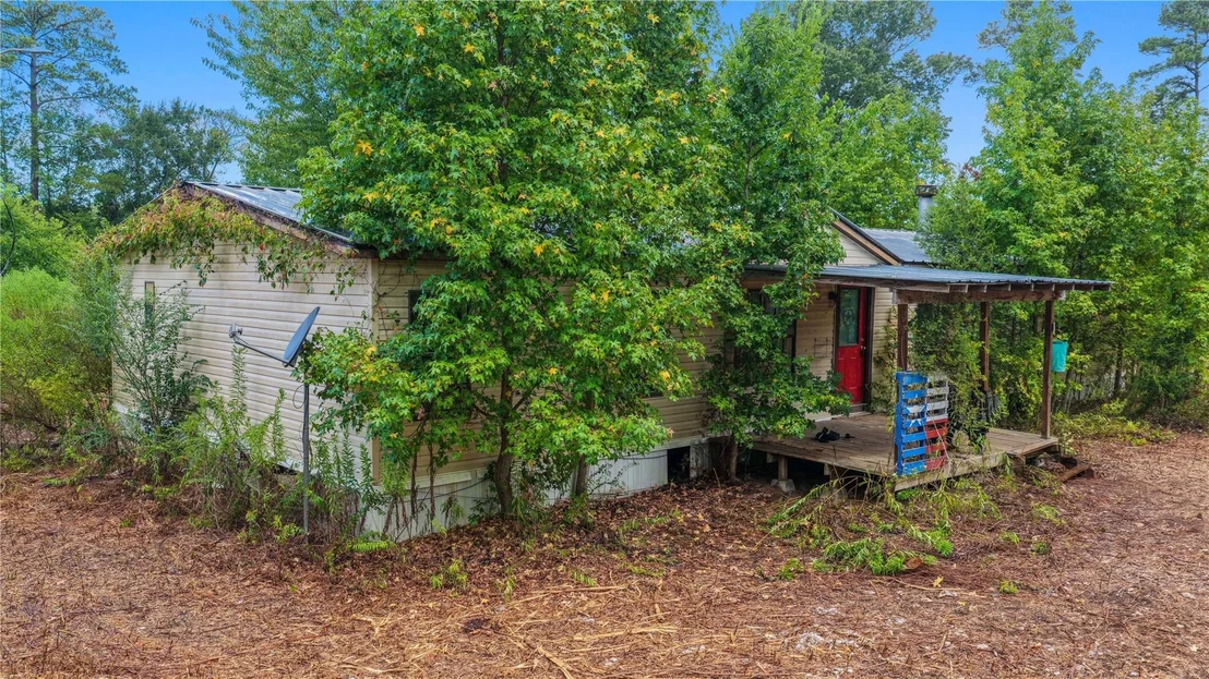 Photo of 2796 Helmic Road