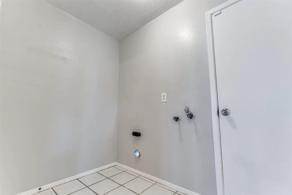 Photo of 23114 Harpergate Drive