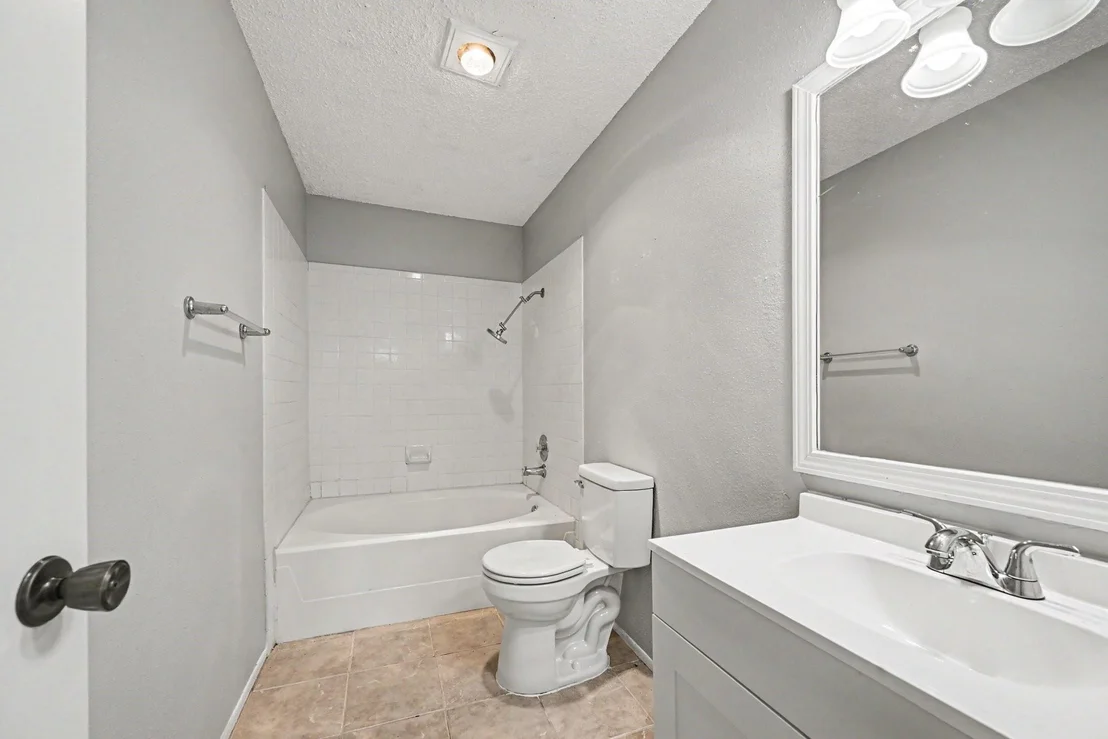 Photo of 8404 Forest Ridge Drive