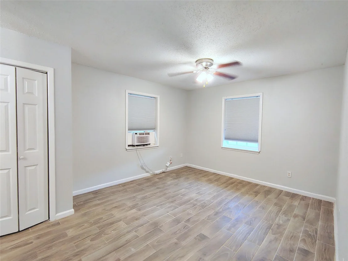 Photo of 25934 Pine Oak Drive