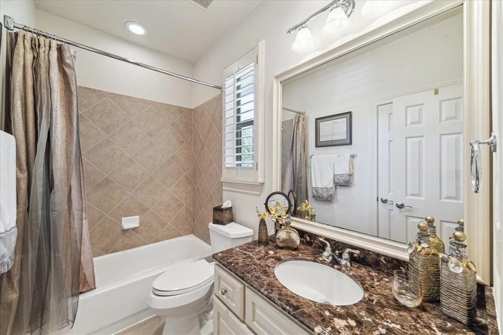 Photo of 11823 Legend Manor Drive