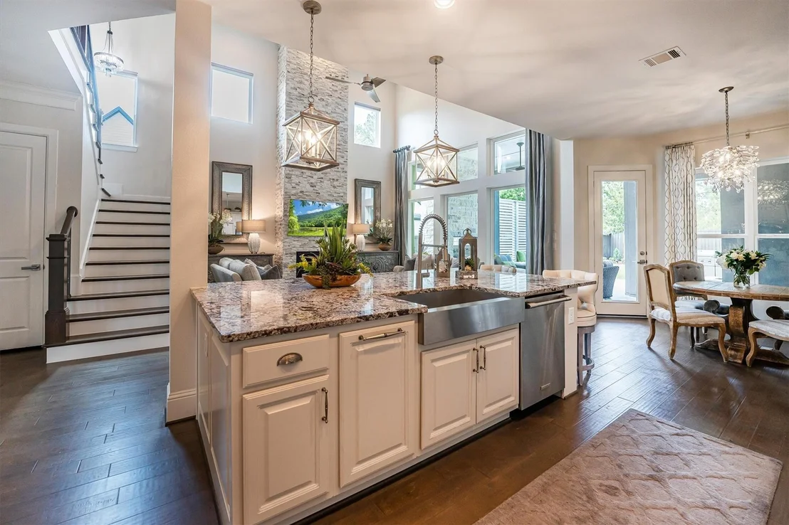 Photo of 43 W Sawyer Ridge Drive