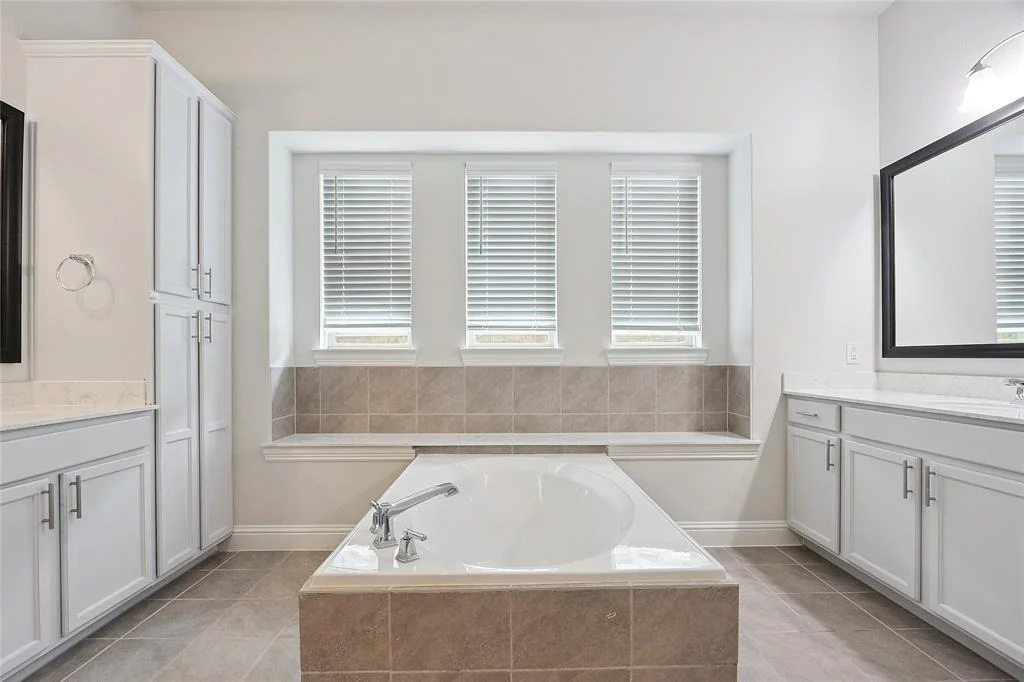 Photo of 6422 Tiburon Lakes Drive