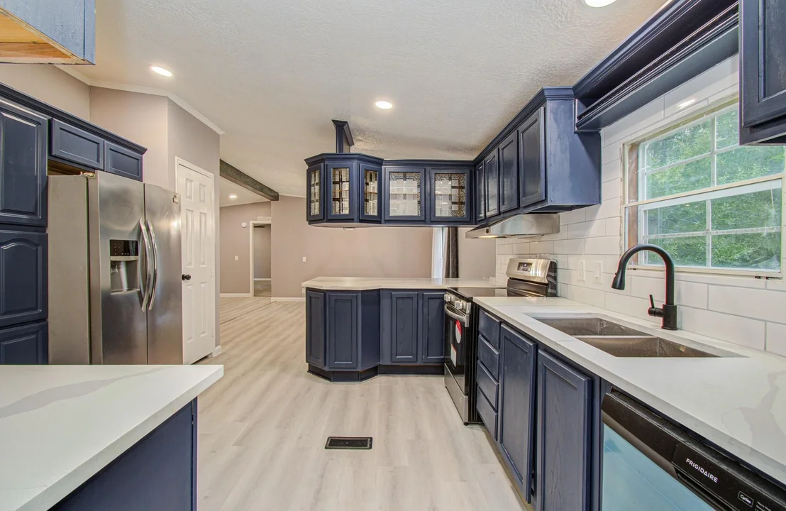 Photo of 272 Lone Pine Drive