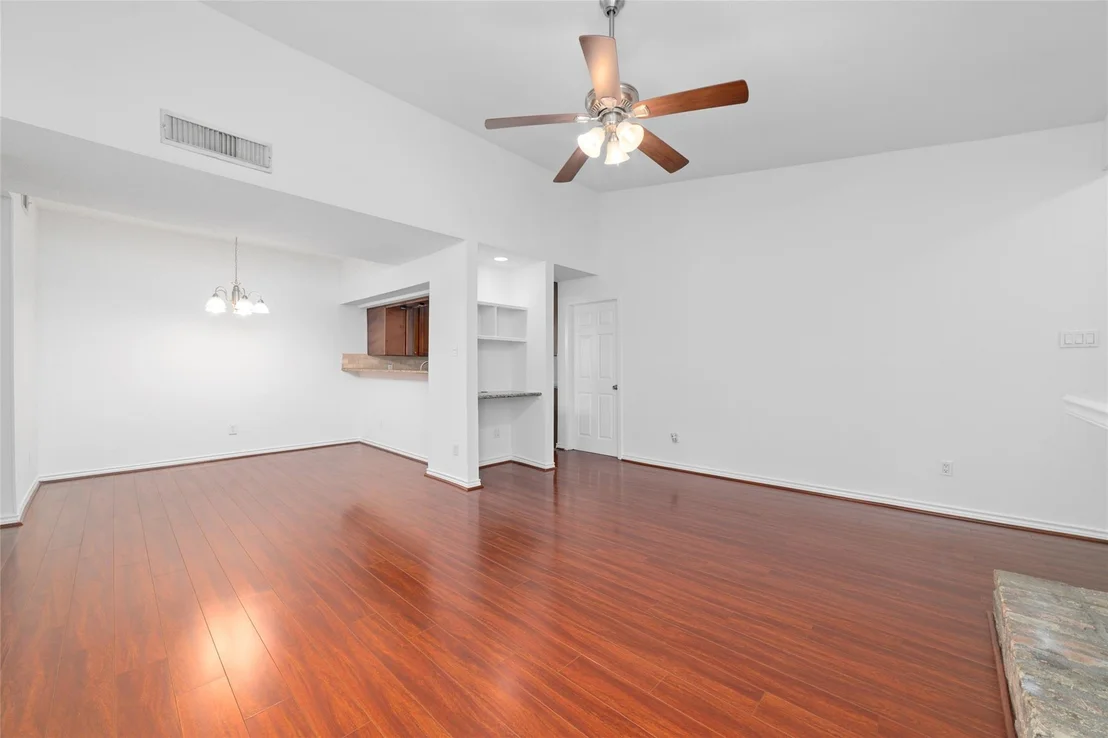 Photo of Unit 2C at 2001 Bering Drive