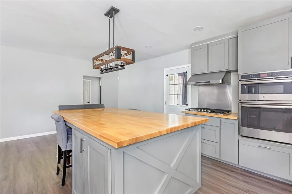 Photo of 19374 Forest Lane Circle
