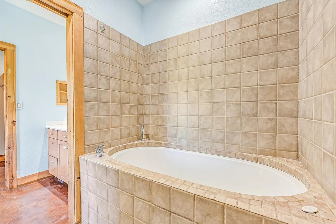 Photo of 3200 Fairway Drive