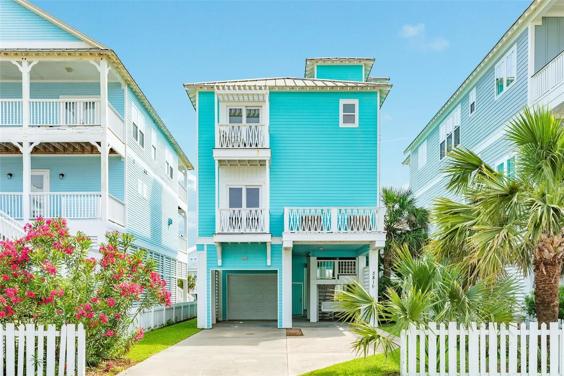 Photo of 3819 Conch