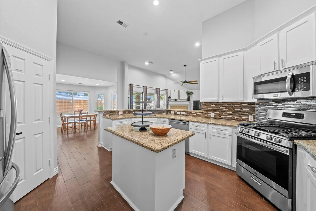 Photo of 14619 Bladenboro Drive
