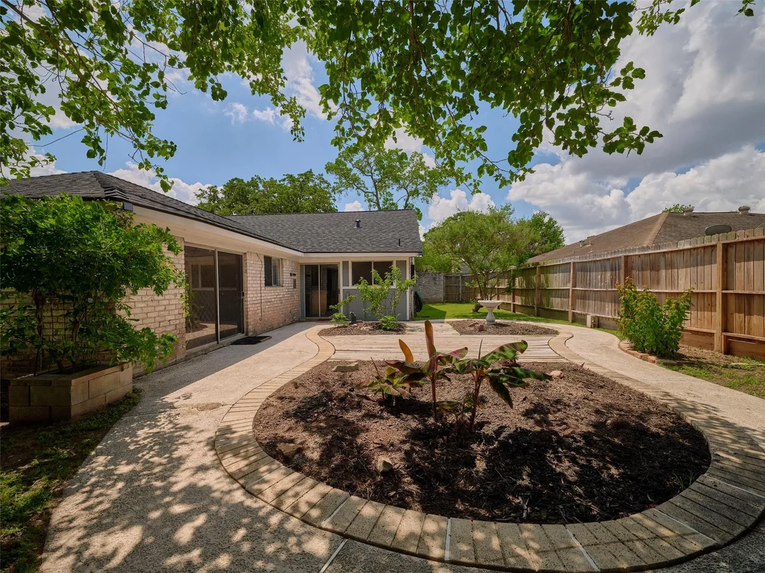 Photo of 22106 Fincastle Drive