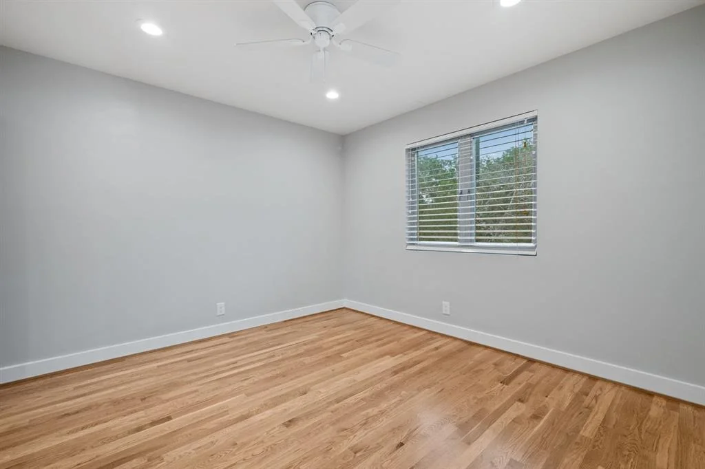 Photo of 4102 Coleridge