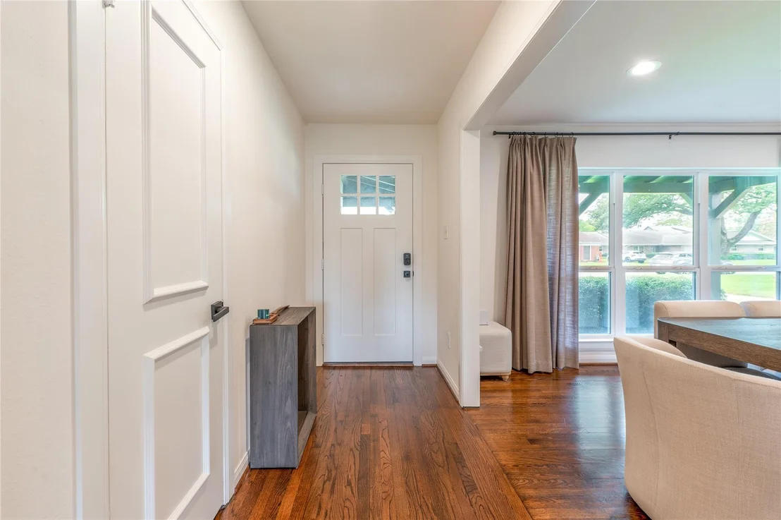 Photo of 1218 Shadeland Drive