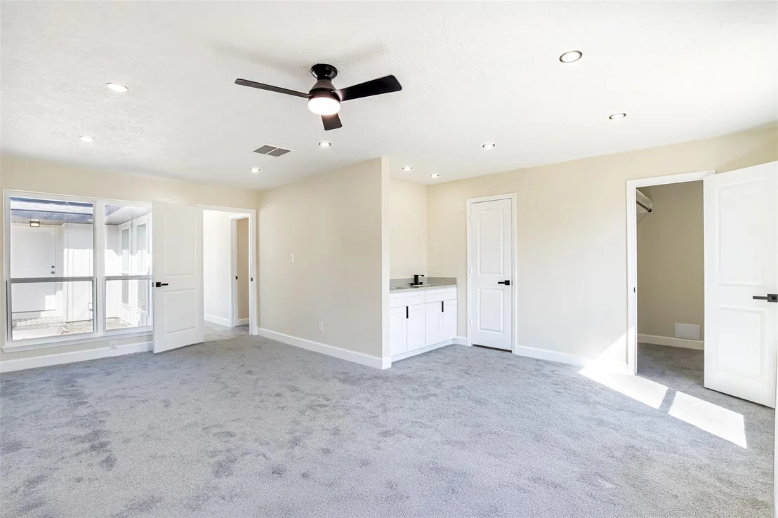 Photo of 11203 Rousseau Drive
